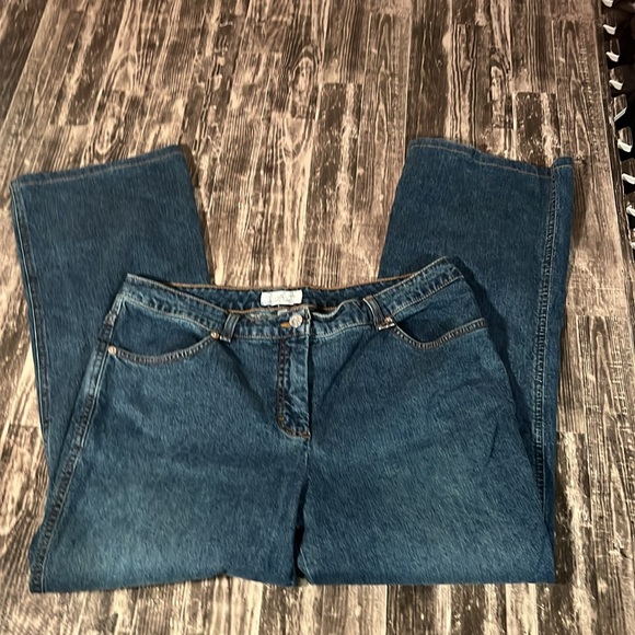 St John Sport by Marie Gray Bootcut Jeans - Picture 6 of 9